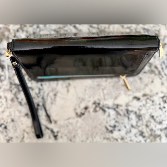 NEW Silpada Black Patent Leather Zip Around Clutch Wallet (2017) - Picture 7 of 8